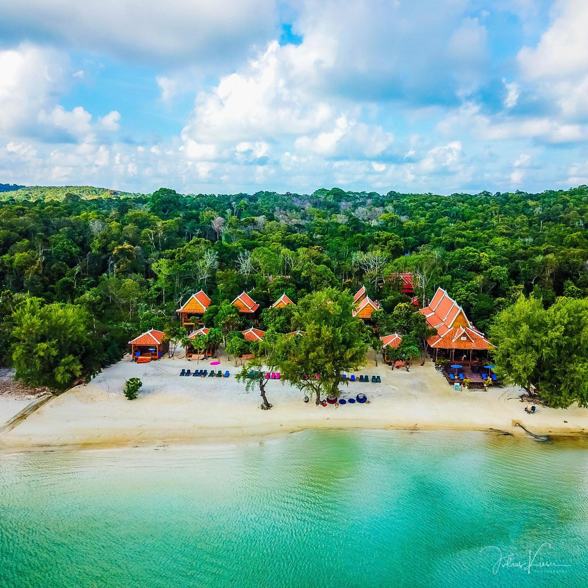 Sol Beach Resort Koh Rong Sanloem Exteriör bild