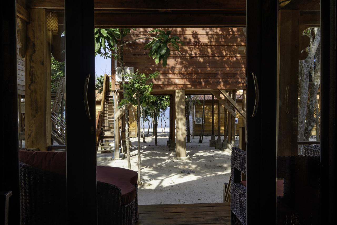 Sol Beach Resort Koh Rong Sanloem Exteriör bild