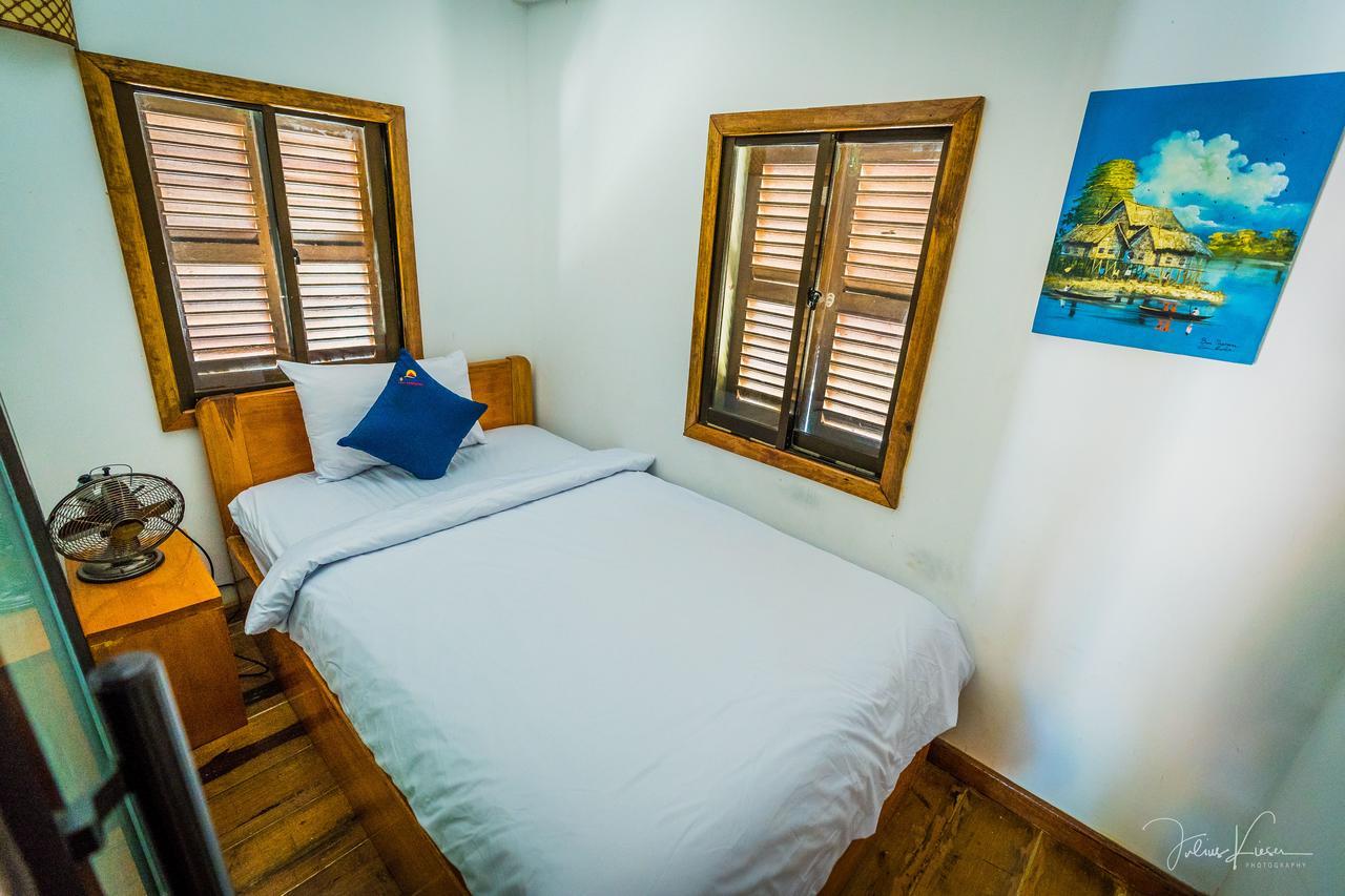 Sol Beach Resort Koh Rong Sanloem Exteriör bild
