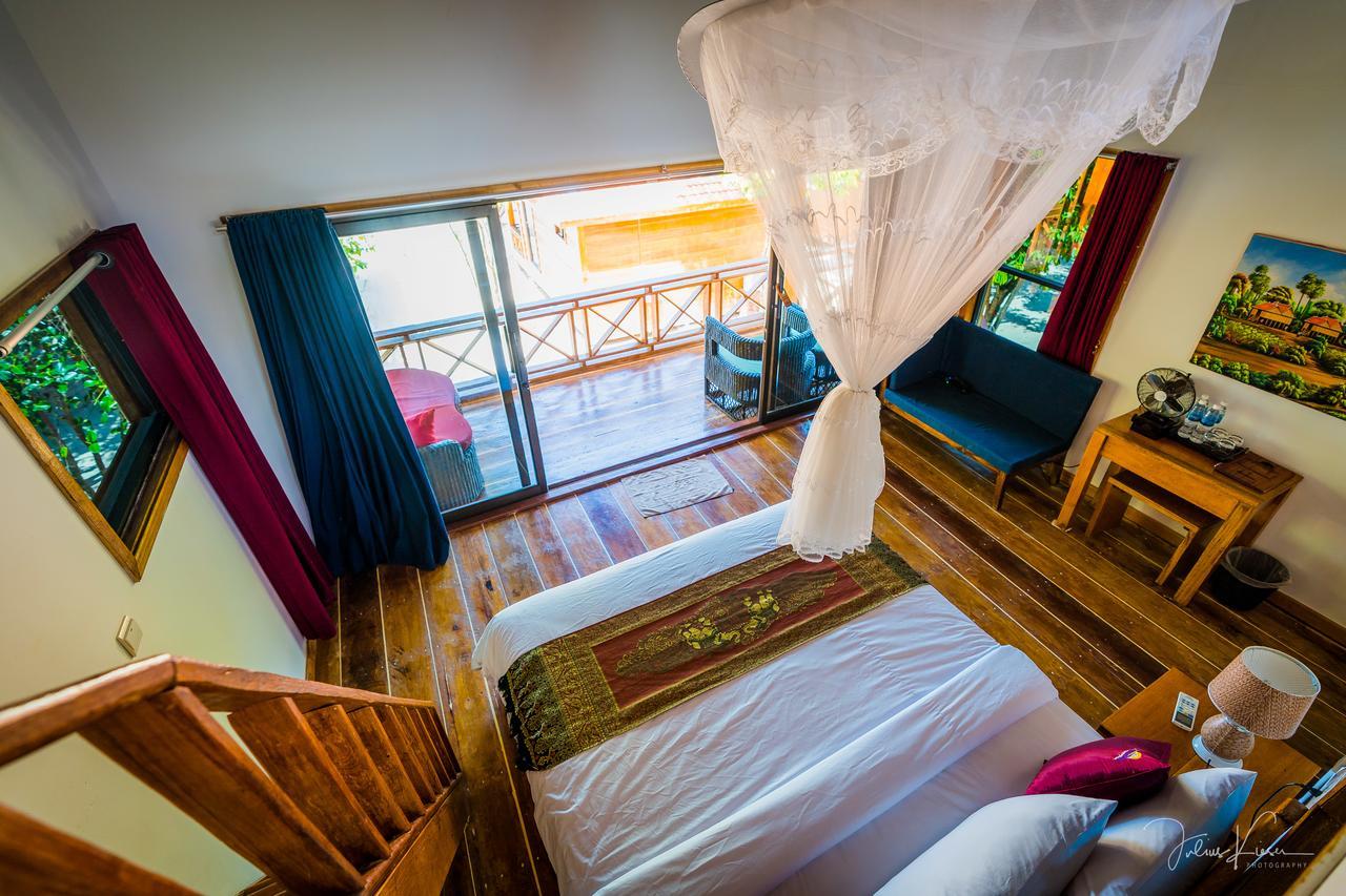 Sol Beach Resort Koh Rong Sanloem Exteriör bild