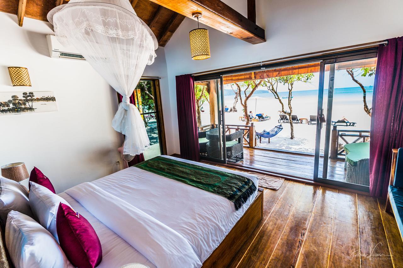 Sol Beach Resort Koh Rong Sanloem Exteriör bild