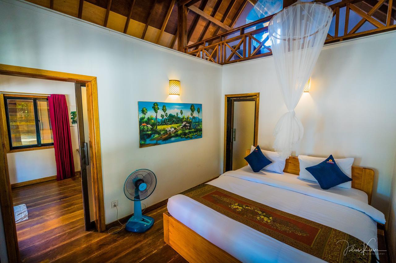Sol Beach Resort Koh Rong Sanloem Exteriör bild