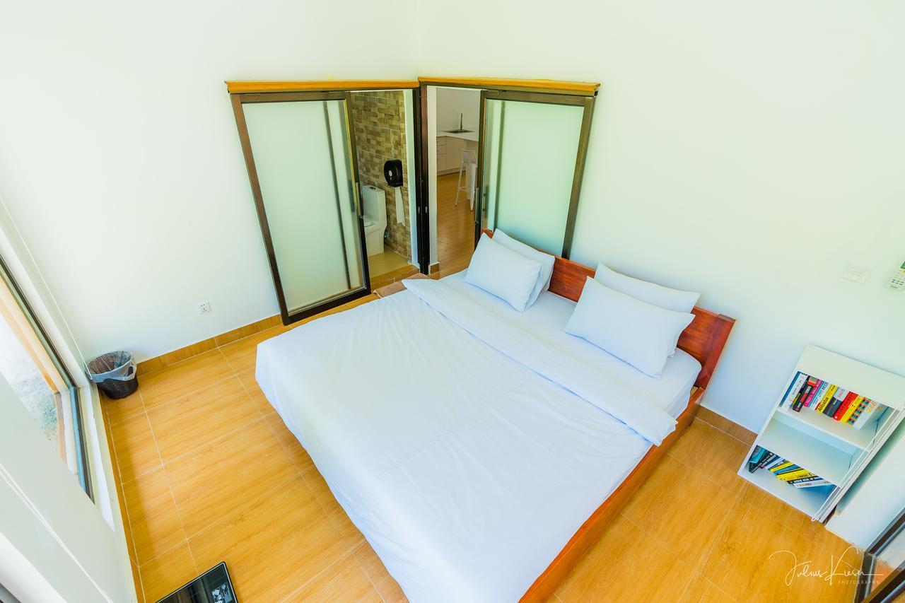 Sol Beach Resort Koh Rong Sanloem Exteriör bild