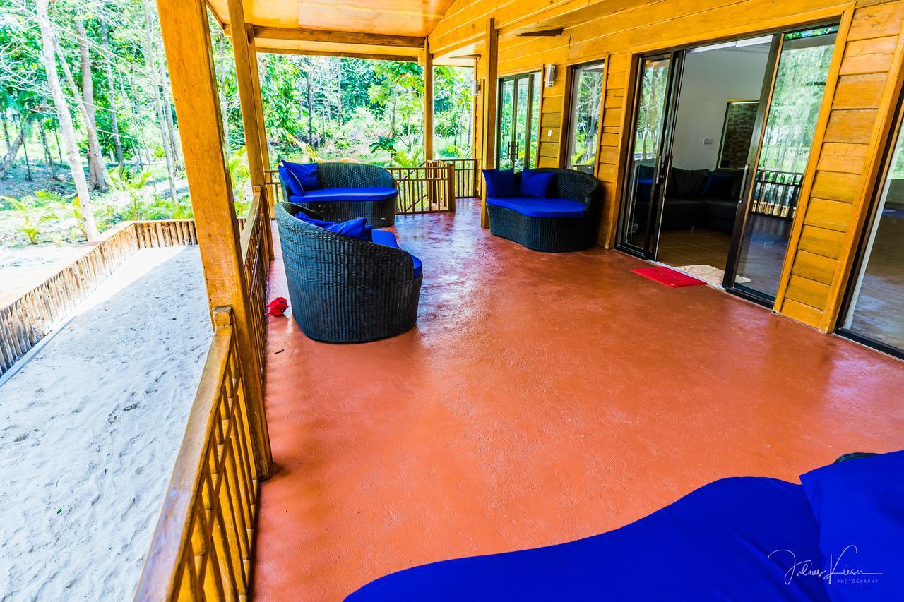 Sol Beach Resort Koh Rong Sanloem Exteriör bild