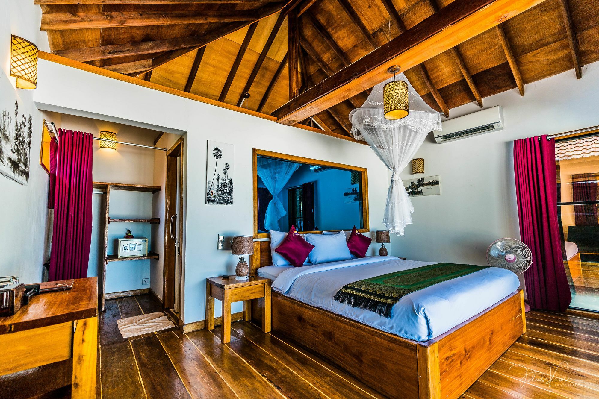 Sol Beach Resort Koh Rong Sanloem Exteriör bild