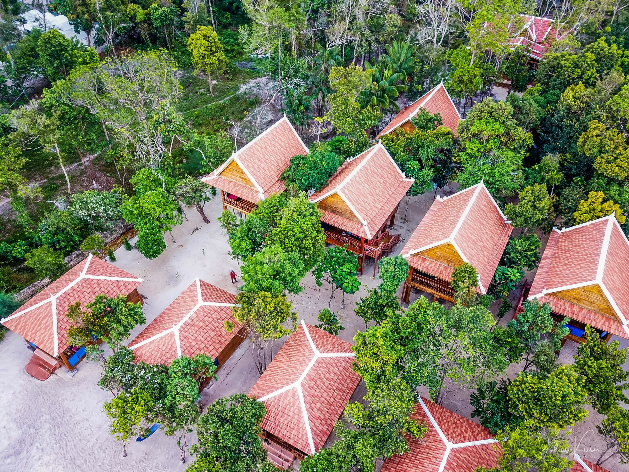 Sol Beach Resort Koh Rong Sanloem Exteriör bild